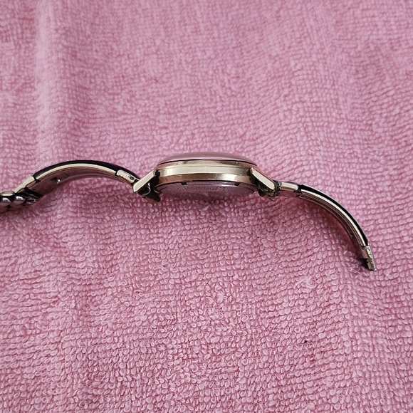 1967 Bulova Self Winding Vintage Watch - For Parts or Repair - Picture 4 of 9